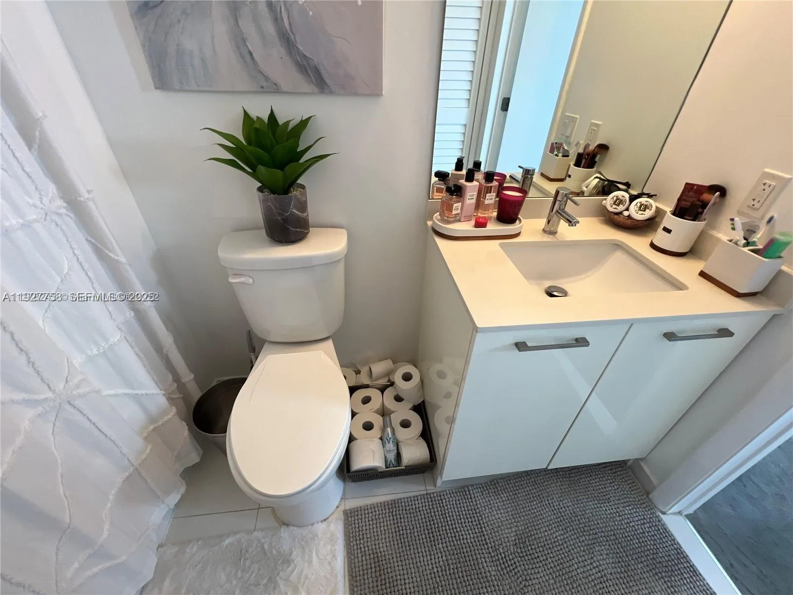 151 SE 1st St # 702, Miami, FL 33131 photo 2