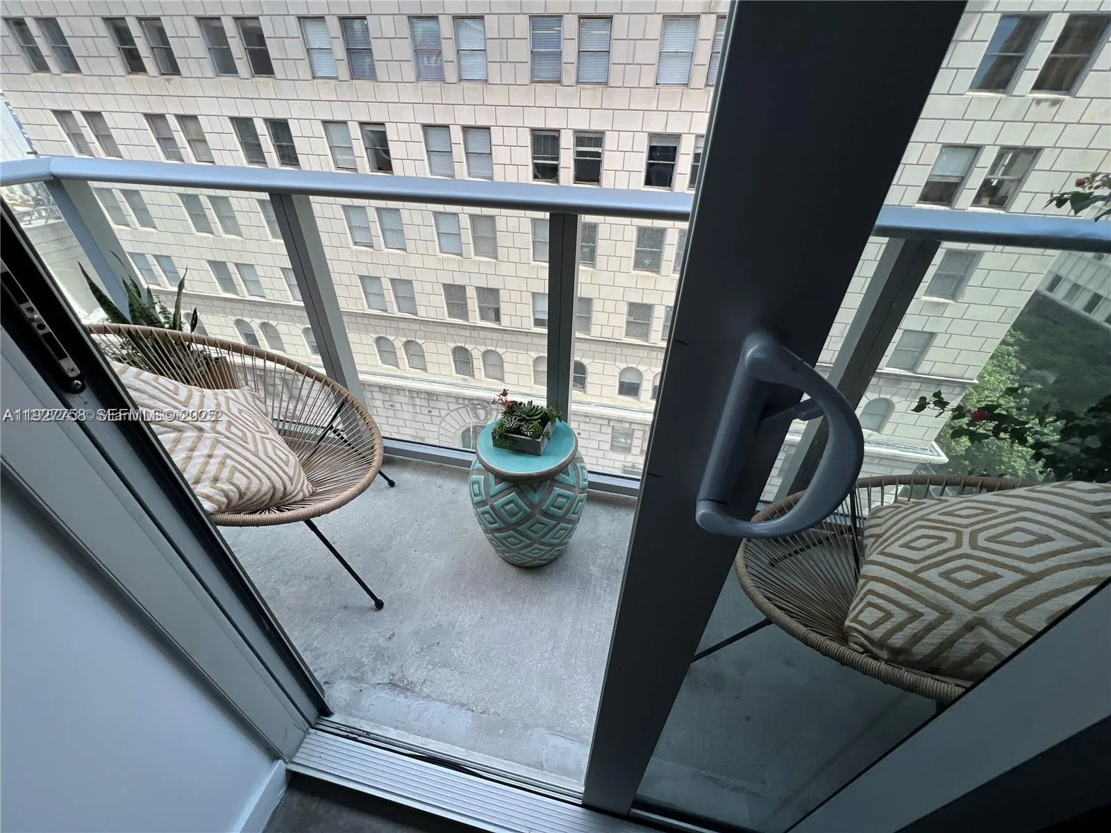 151 SE 1st St # 702, Miami, FL 33131 photo 5