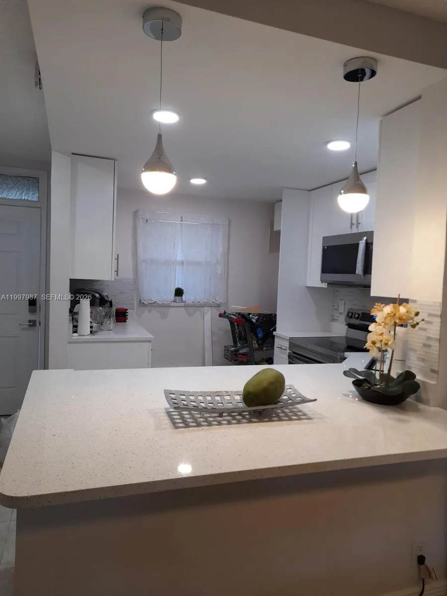 1541 S Ocean Blvd # 318, Lauderdale By The Sea, FL 33062 photo 11