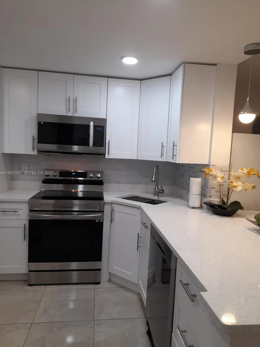 1541 S Ocean Blvd # 318, Lauderdale By The Sea, FL 33062 photo 9