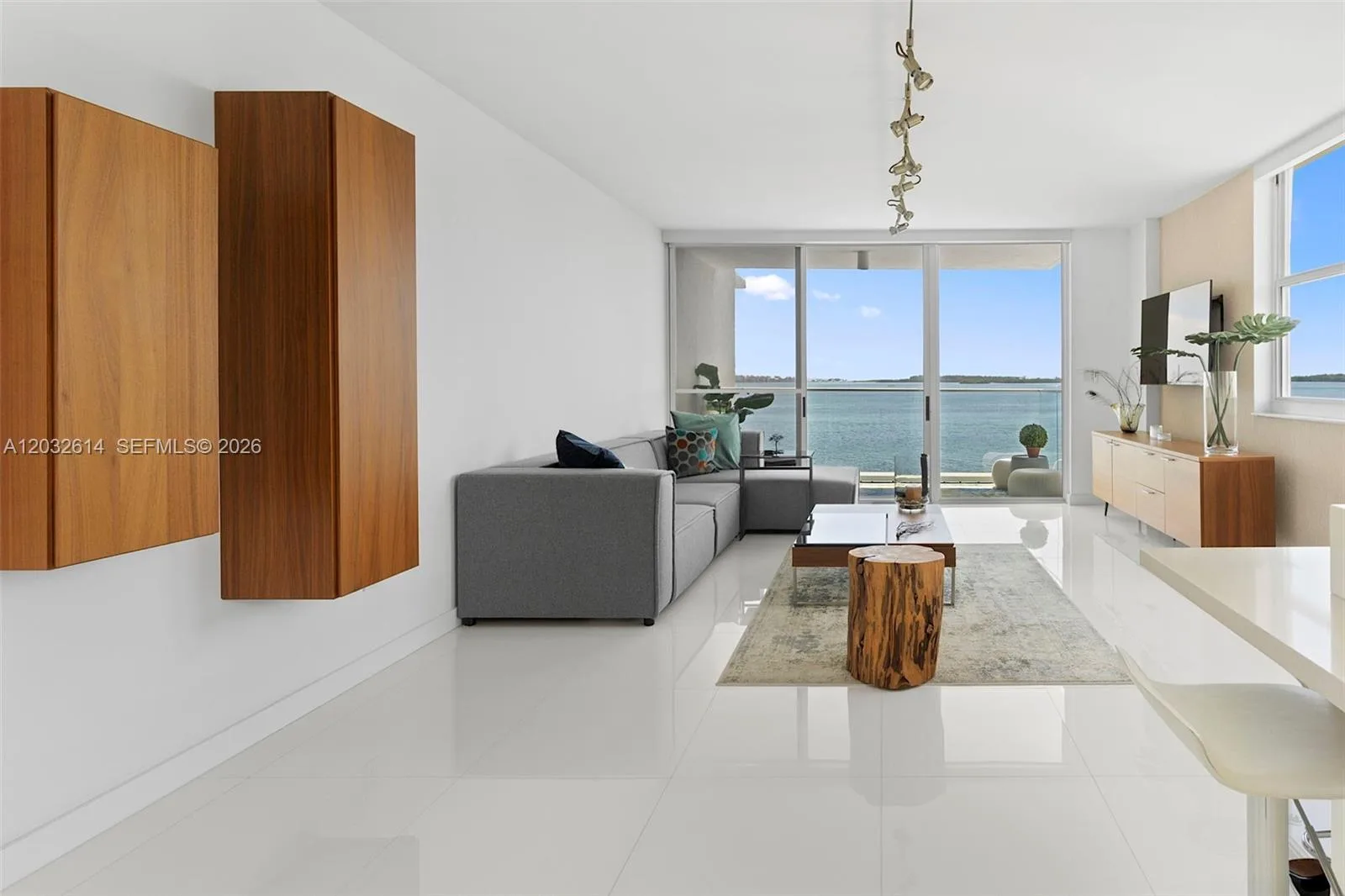 800 CLAUGHTON ISLAND DRIVE # 505, Miami, FL 33131