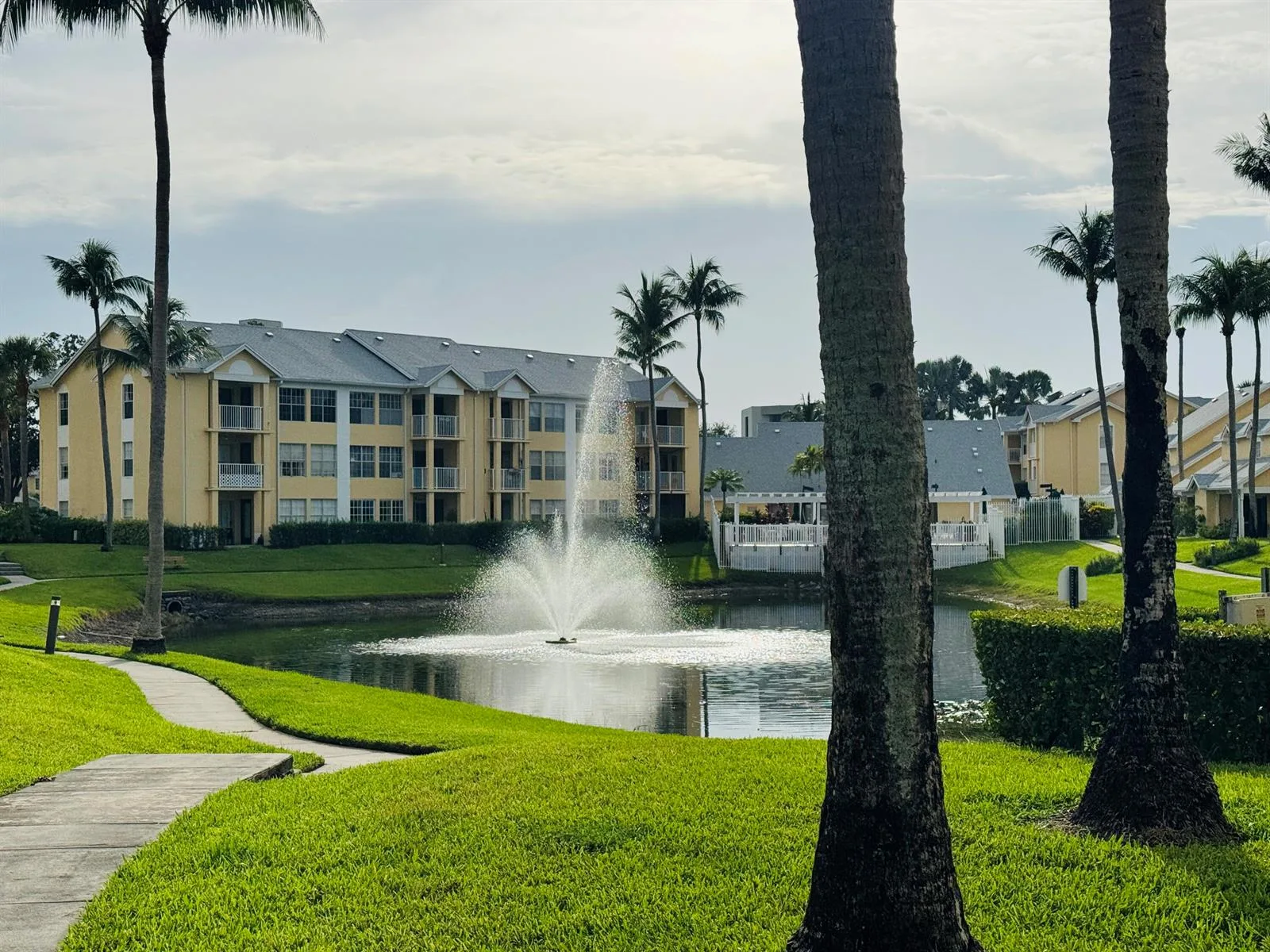 6323 La Costa Drive # H, Boca Raton, FL 33433 photo 3