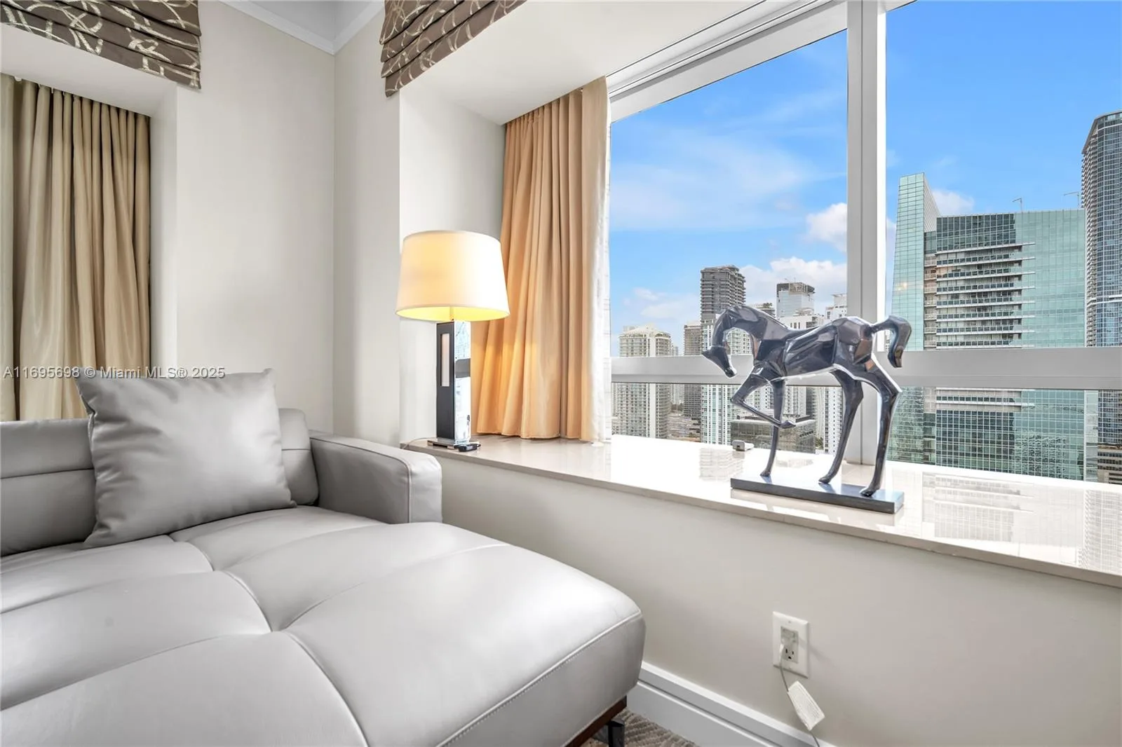 1435 Brickell Ave # 3012, Miami, FL 33131 photo 13