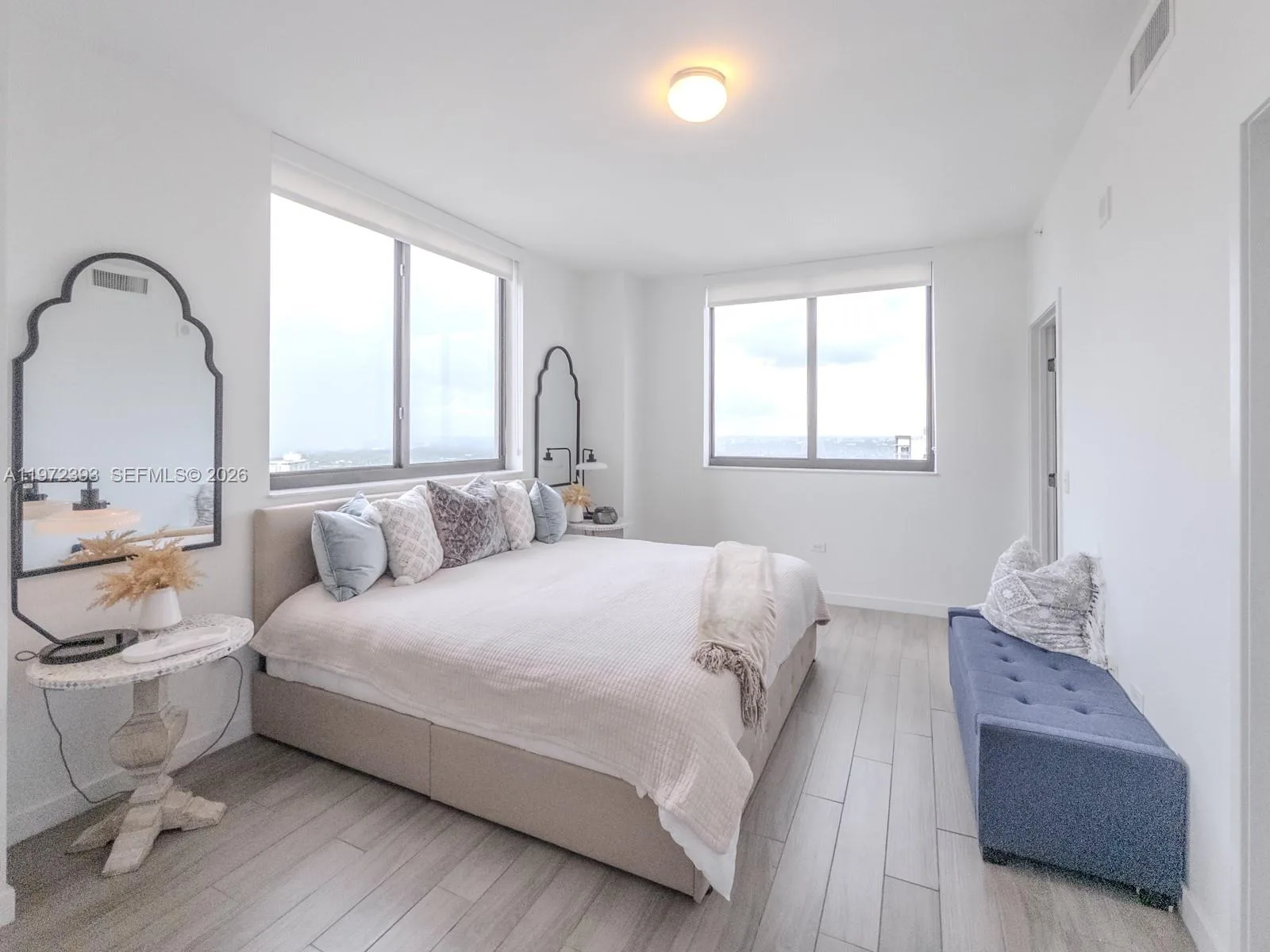 999 SW 1st Ave # 3204, Miami, FL 33130 photo 12