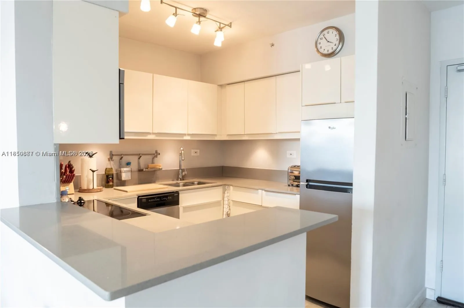 1500 Bay Rd # 1464S, Miami Beach, FL 33139 photo 4