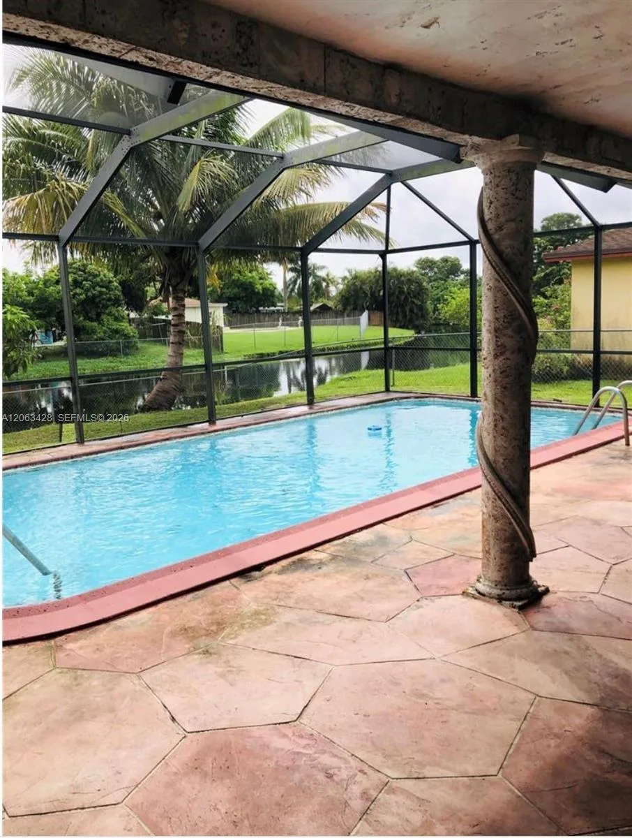 2160 NW 82nd Ter, Sunrise, FL 33322 photo 4