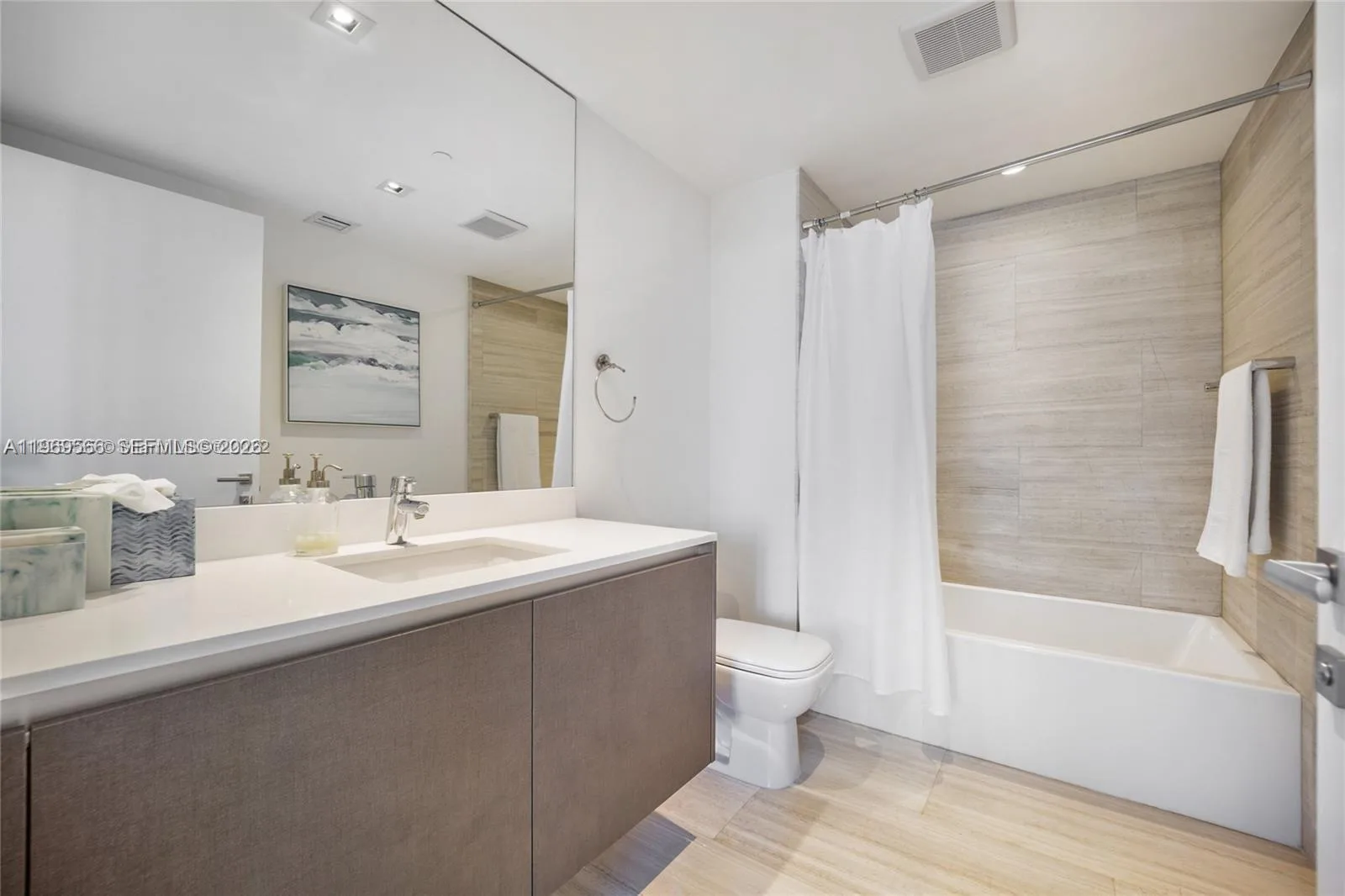 1451 Brickell Ave # 1003, Miami, FL 33131 photo 12