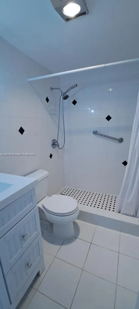 155 Easthampton G # 155, West Palm Beach, FL 33417 photo 13