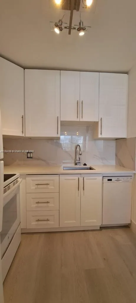 155 Easthampton G # 155, West Palm Beach, FL 33417 photo 6