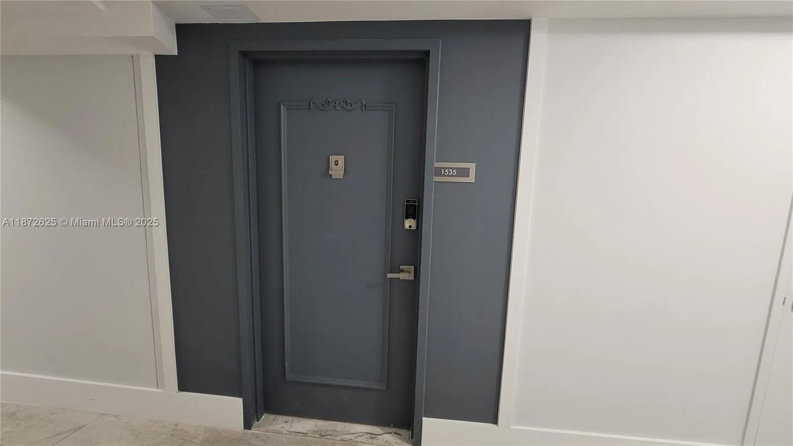 6039 Collins Ave # 1535, Miami Beach, FL 33140 photo 8