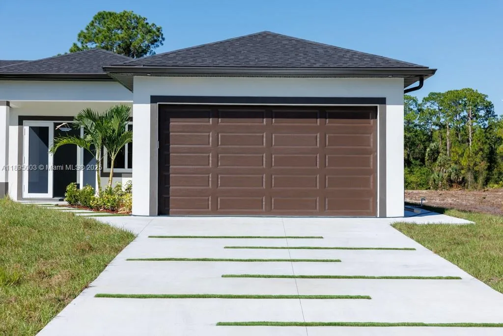 1203 OAK AVE, Lehigh Acres, FL 33972 photo 3
