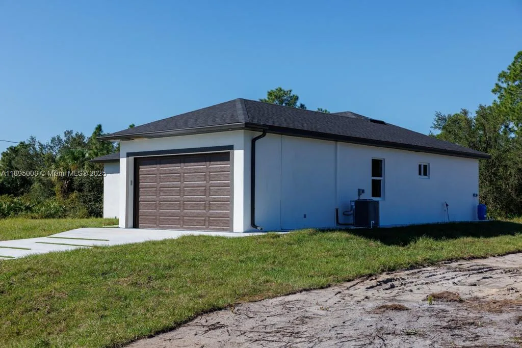 1203 OAK AVE, Lehigh Acres, FL 33972 photo 5