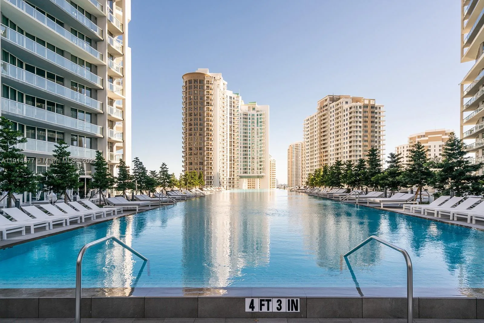 465 Brickell Ave # 4604, Miami, FL 33131 photo 3