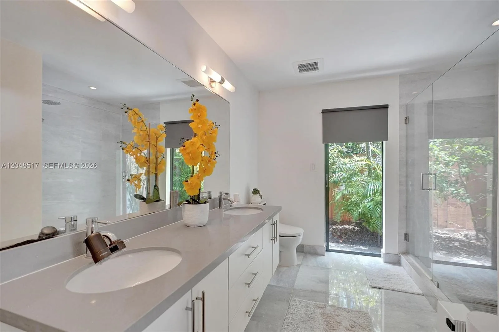 20475 NE 10th Place, Miami, FL 33179 photo 12
