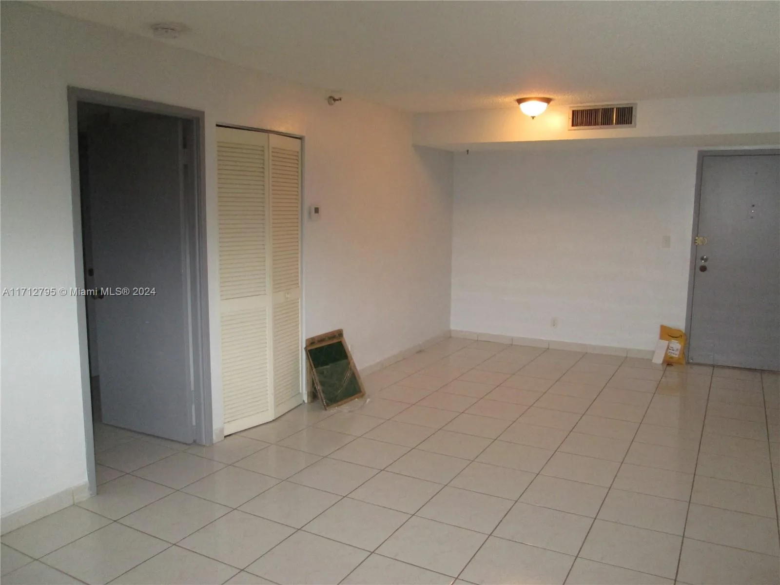 290 174th St # 404, Sunny Isles Beach, FL 33160 photo 13