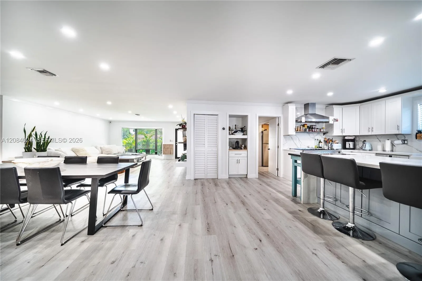 1301 Funston St, Hollywood, FL 33019