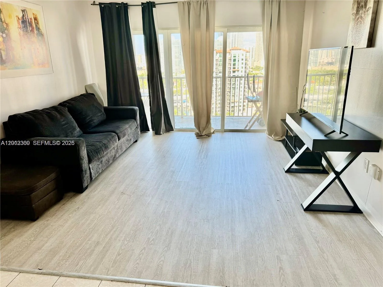 300 Bayview Dr # 1903, Sunny Isles Beach, FL 33160 photo 3