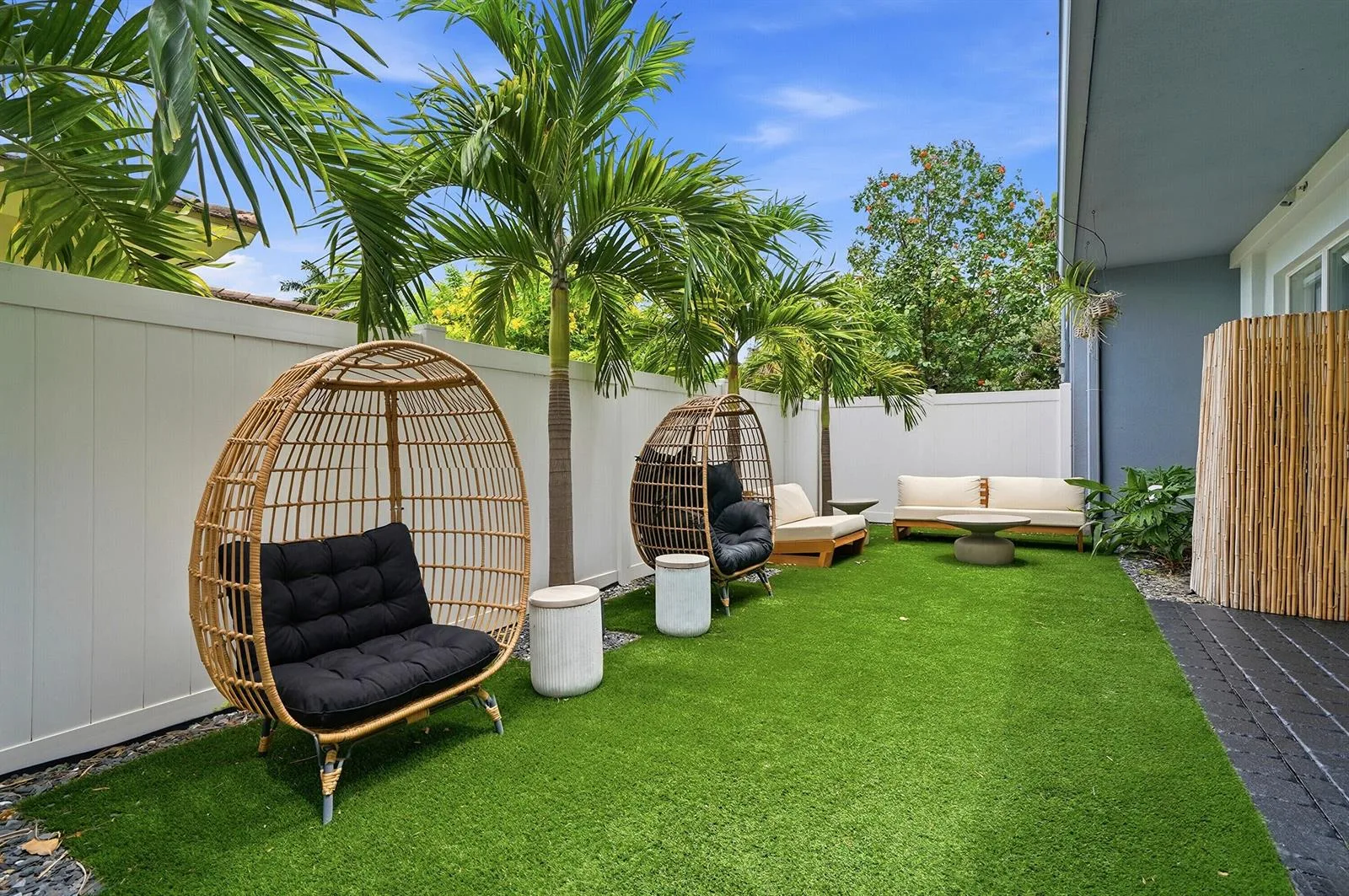1210 NE 11th Avenue, Fort Lauderdale, FL 33304 photo 8