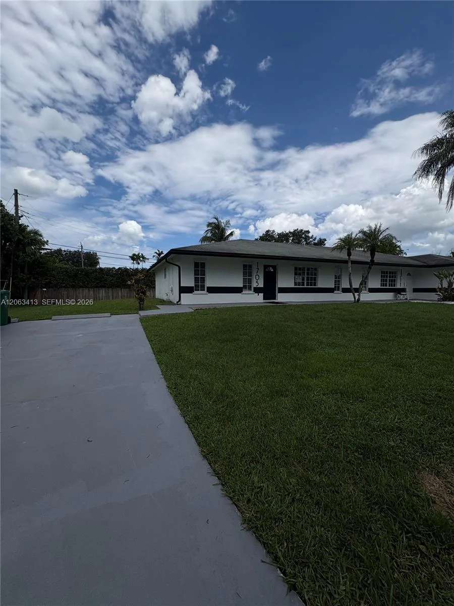 1705 SW 100th Ave # 1-2, Miramar, FL 33025