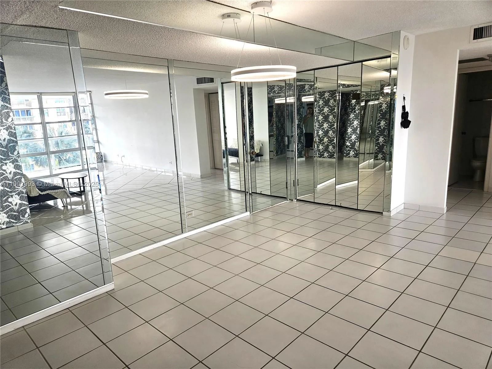 230 174th St # 409, Sunny Isles Beach, FL 33160 photo 11