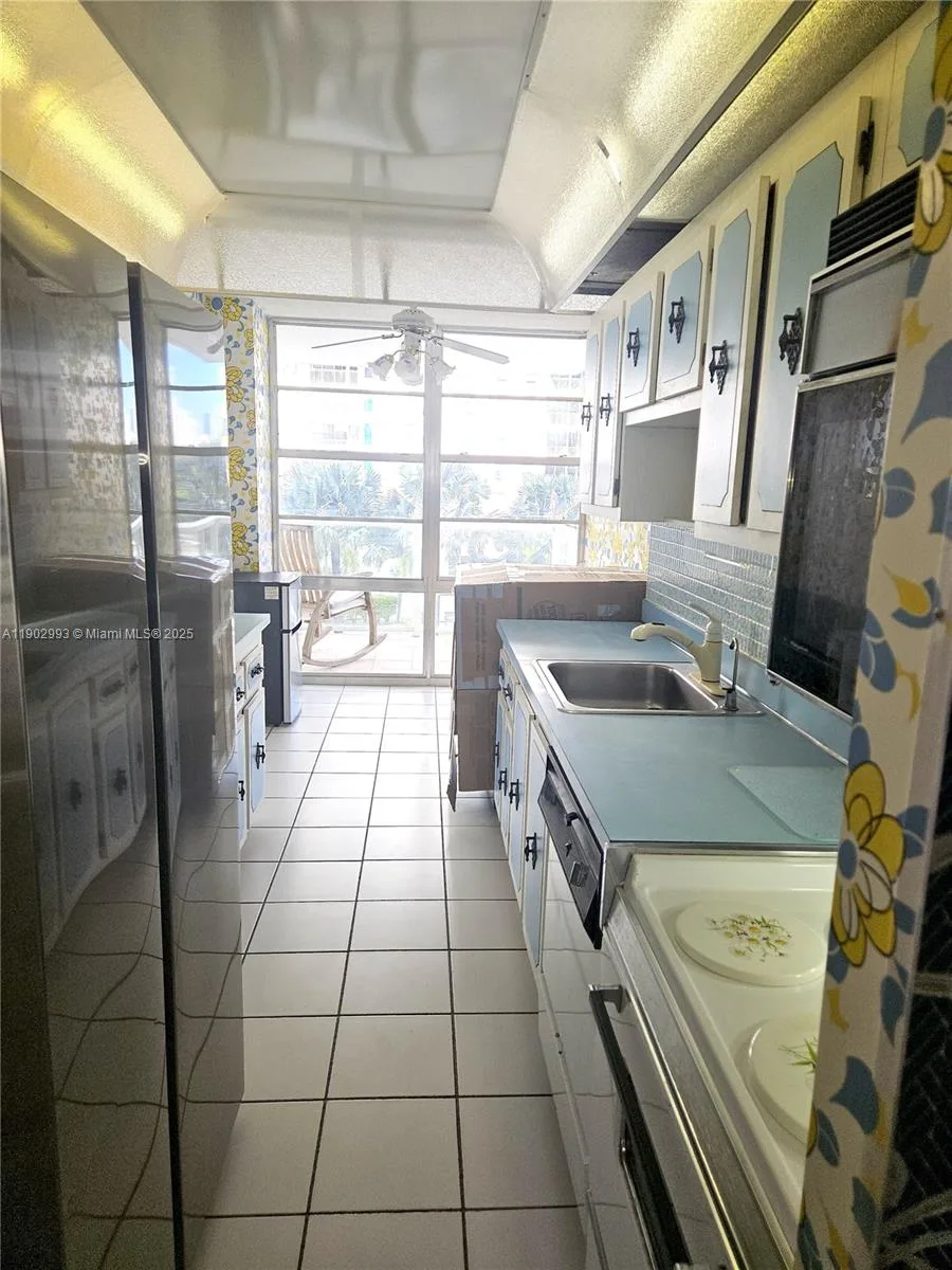 230 174th St # 409, Sunny Isles Beach, FL 33160 photo 13