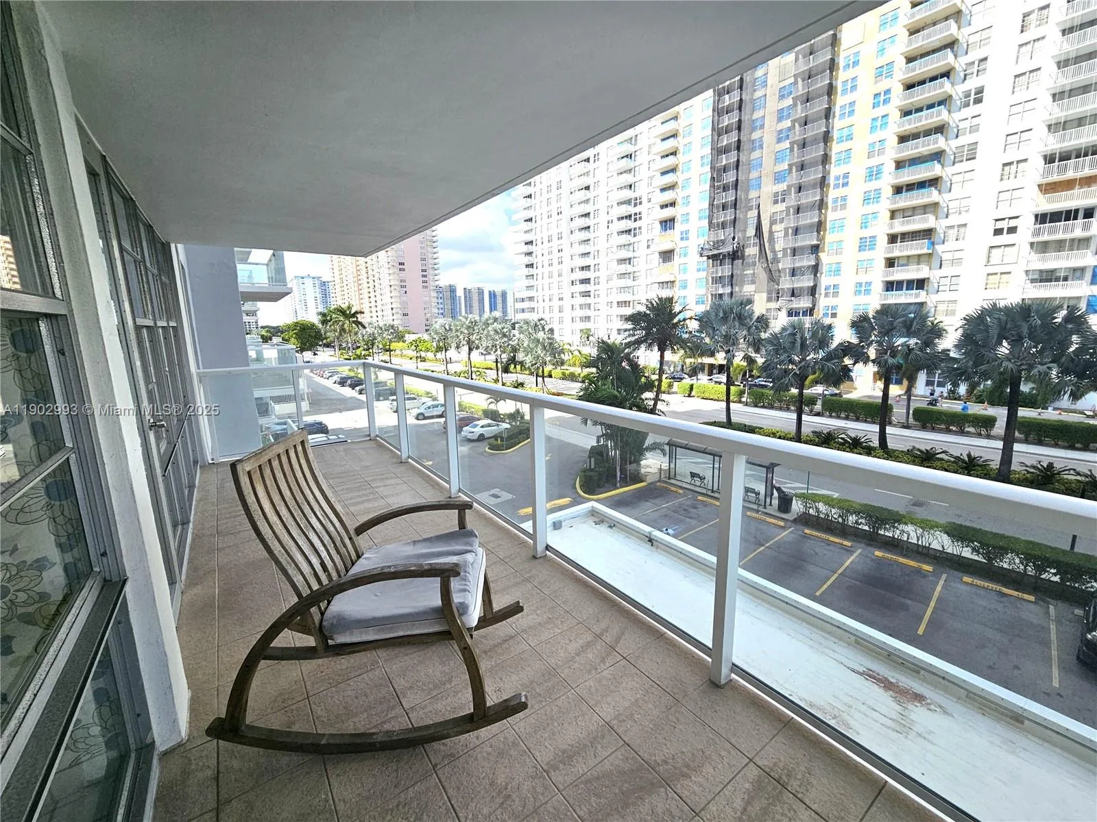 230 174th St # 409, Sunny Isles Beach, FL 33160 photo 4