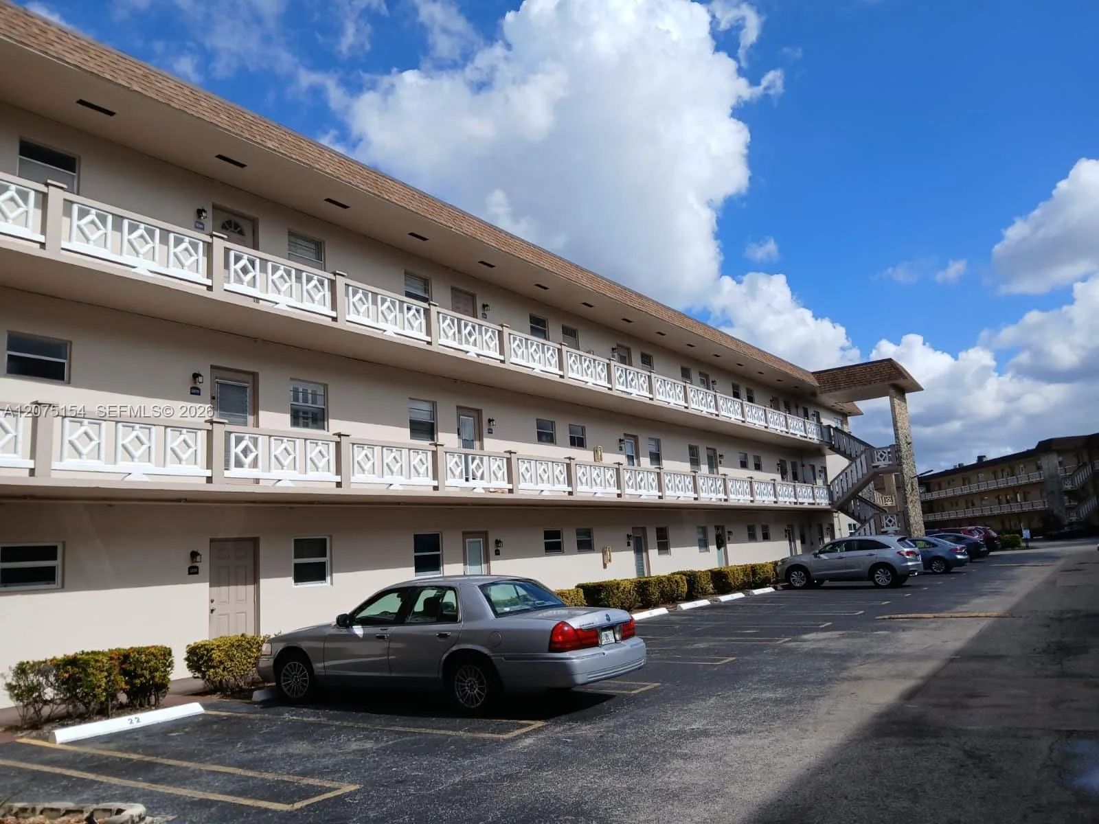 5181 W Oakland Park Blvd # 204, Lauderdale Lakes, FL 33313 photo 10