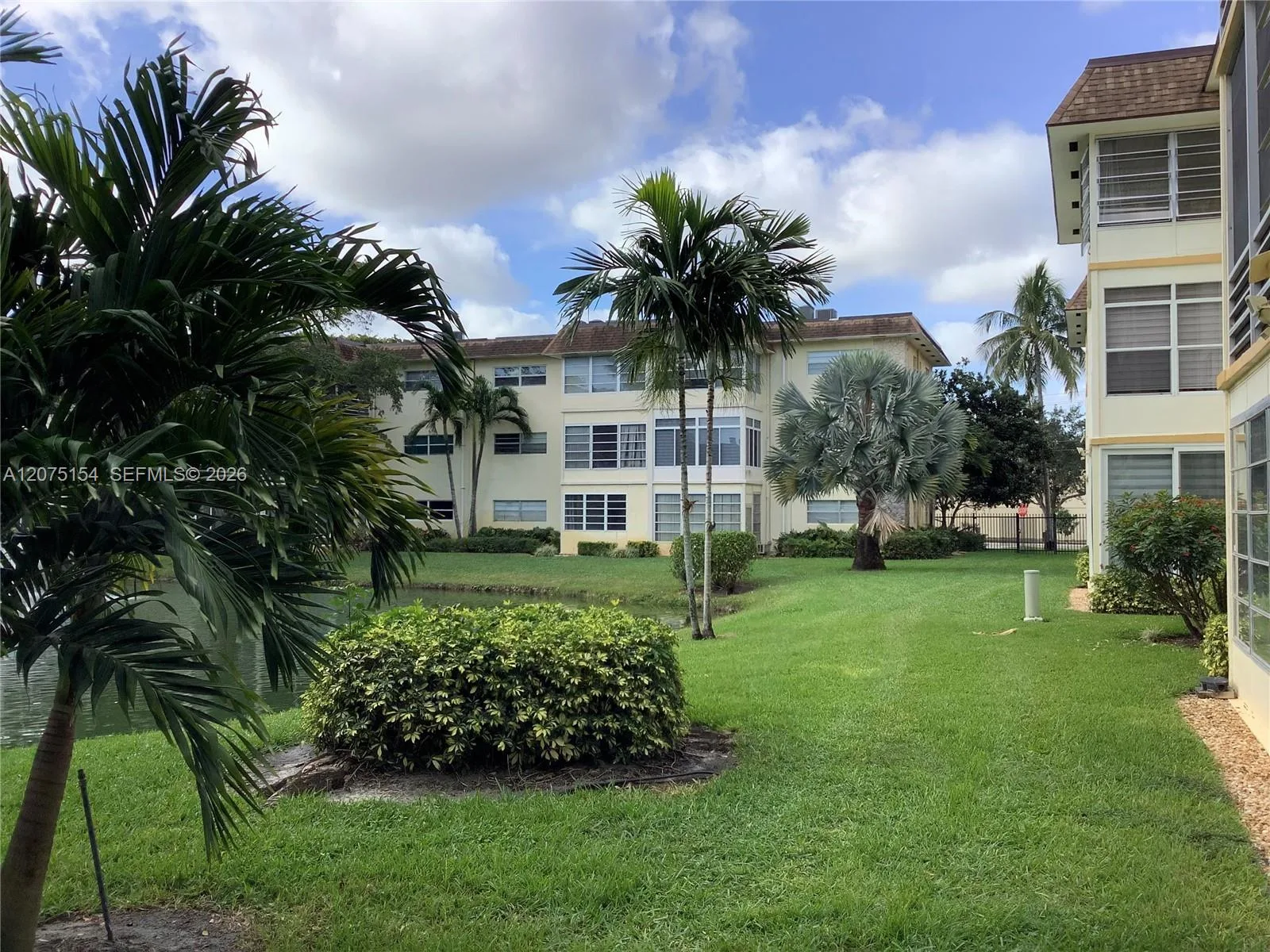 5181 W Oakland Park Blvd # 204, Lauderdale Lakes, FL 33313 photo 13