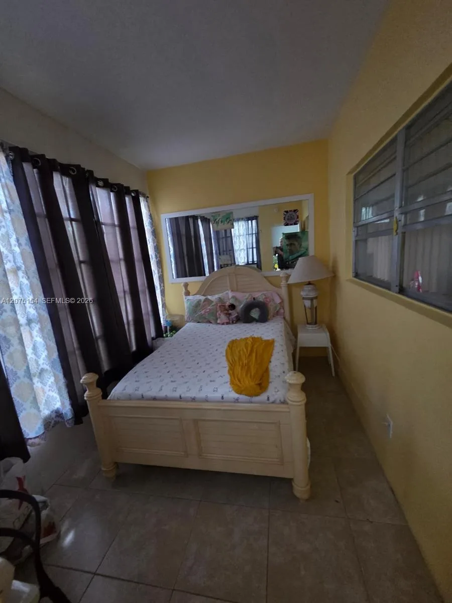 5181 W Oakland Park Blvd # 204, Lauderdale Lakes, FL 33313 photo 4
