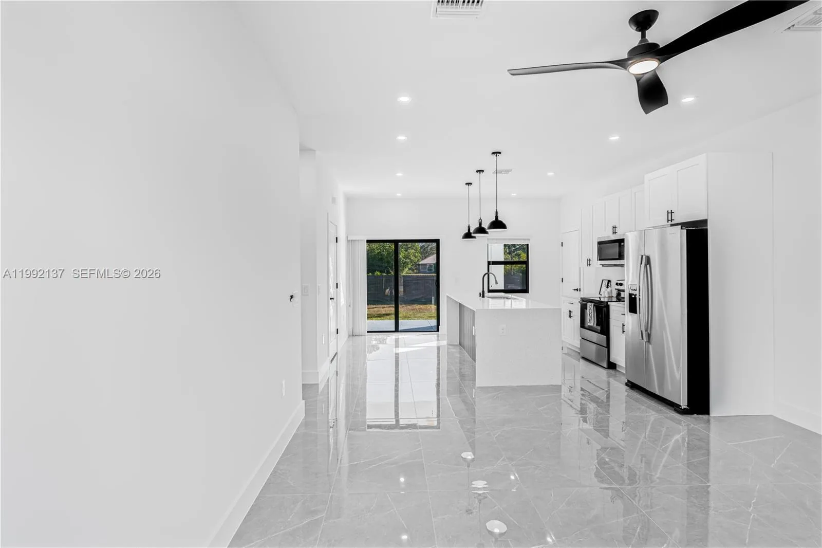 747 S Roma Ave, Lehigh Acres, FL 33974 photo 4