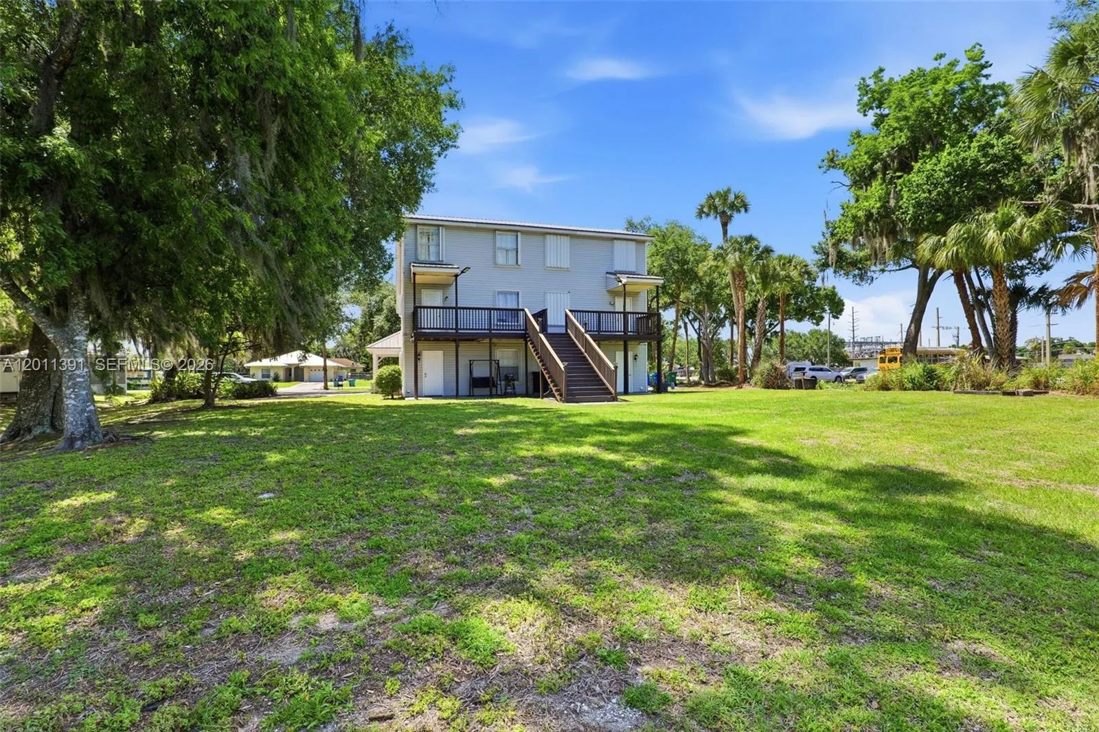 207 SE 6TH Avenue, Okeechobee, FL 34974 photo 8