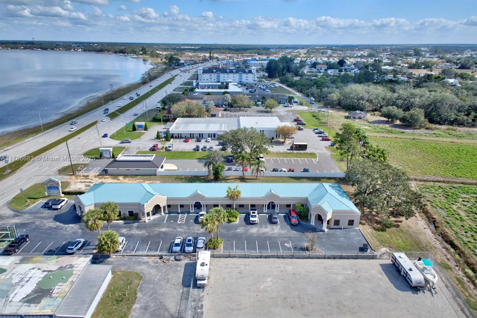2153 US Highway 27 HWY S, Sebring, FL 33870 photo 2