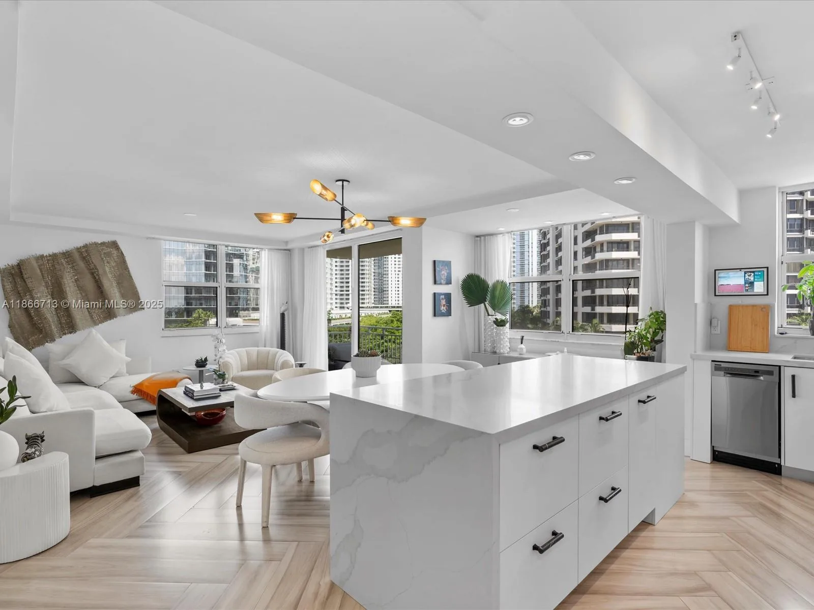770 Claughton Island Dr # 701, Miami, FL 33131