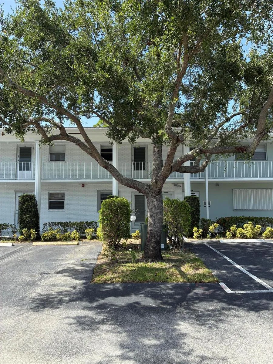 2600 SW 22nd Avenue # 908, Delray Beach, FL 33445