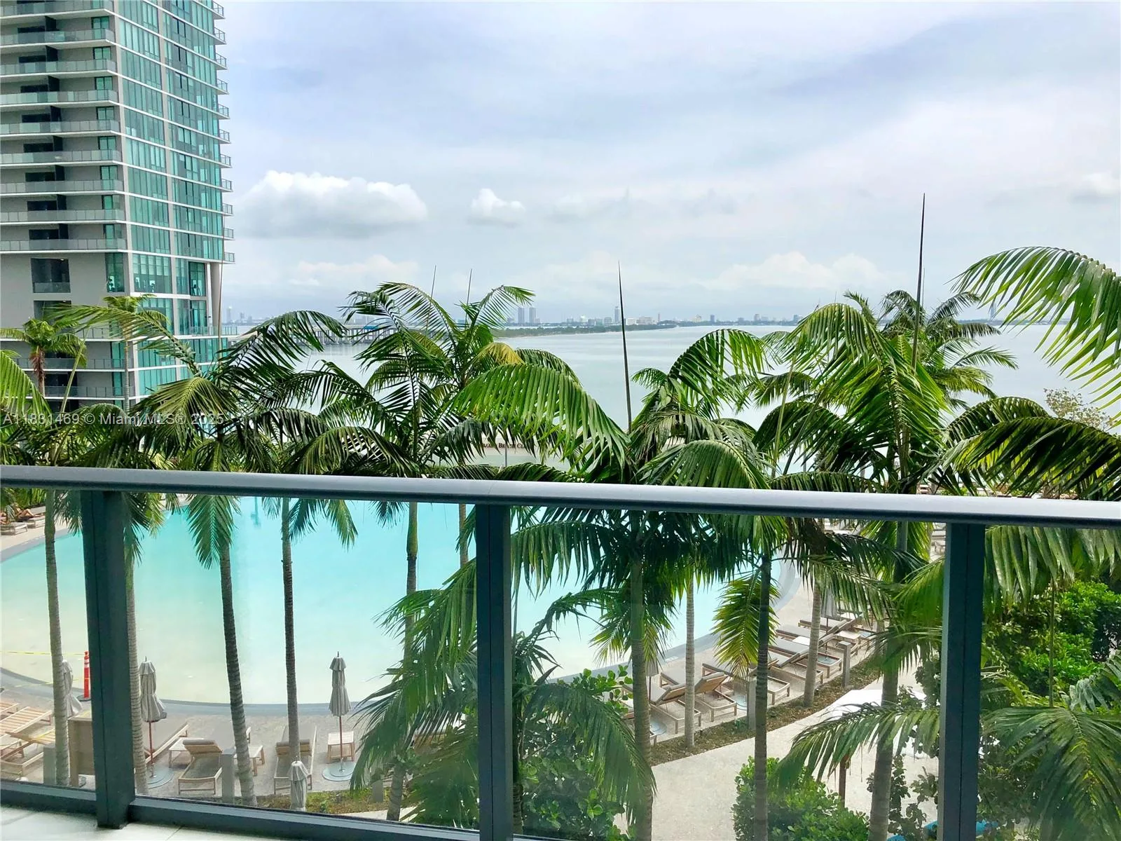 480 NE 31st St # 705, Miami, FL 33137 photo 2