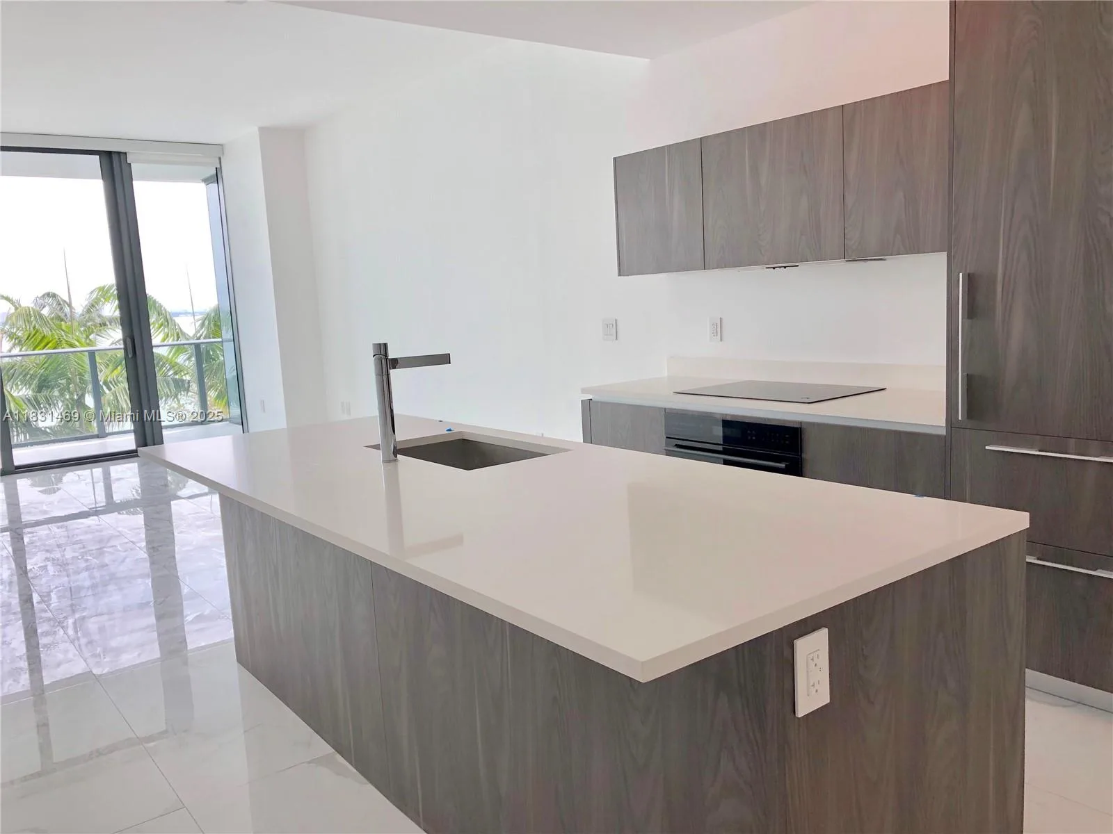 480 NE 31st St # 705, Miami, FL 33137 photo 4