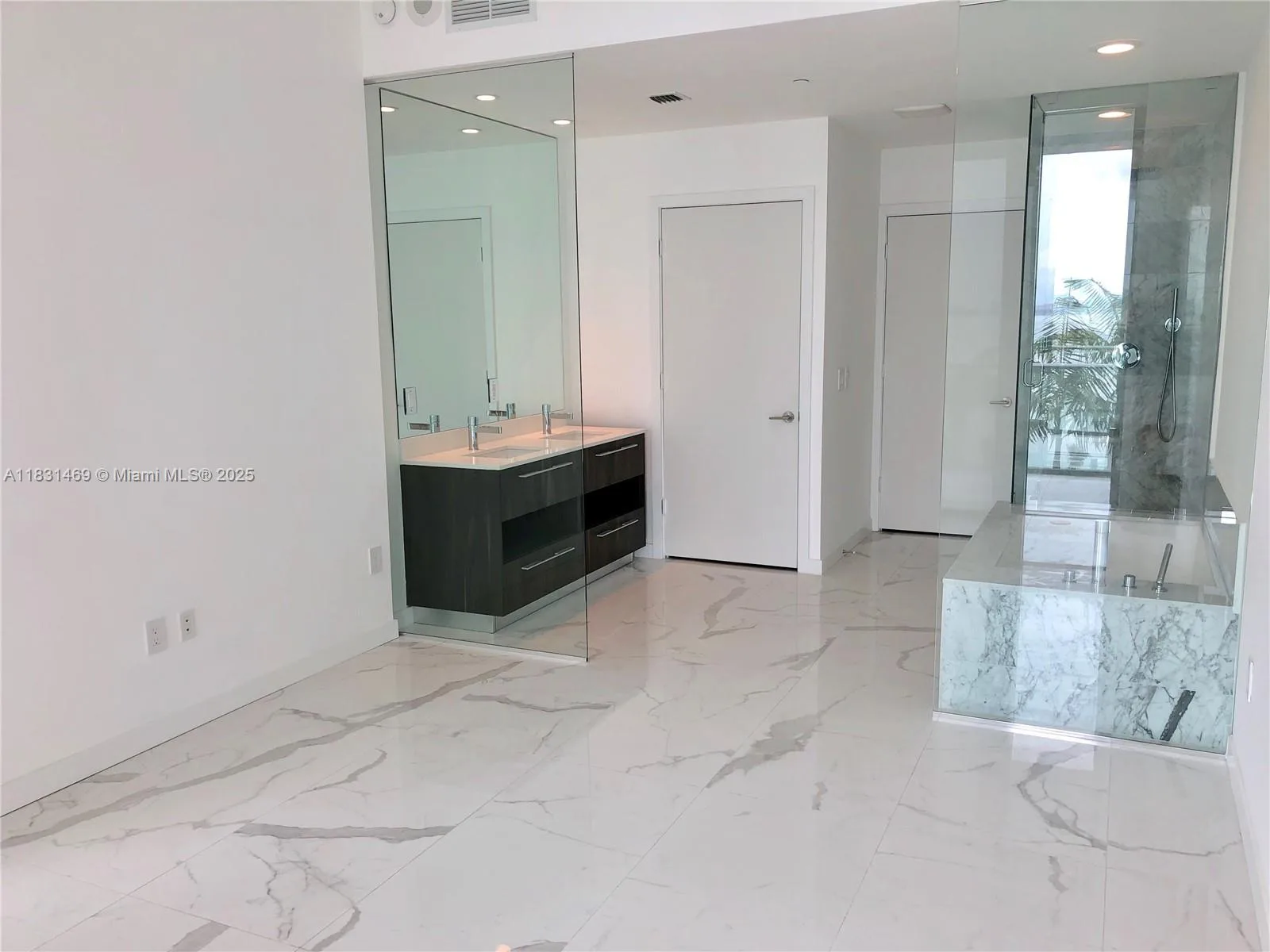 480 NE 31st St # 705, Miami, FL 33137 photo 7
