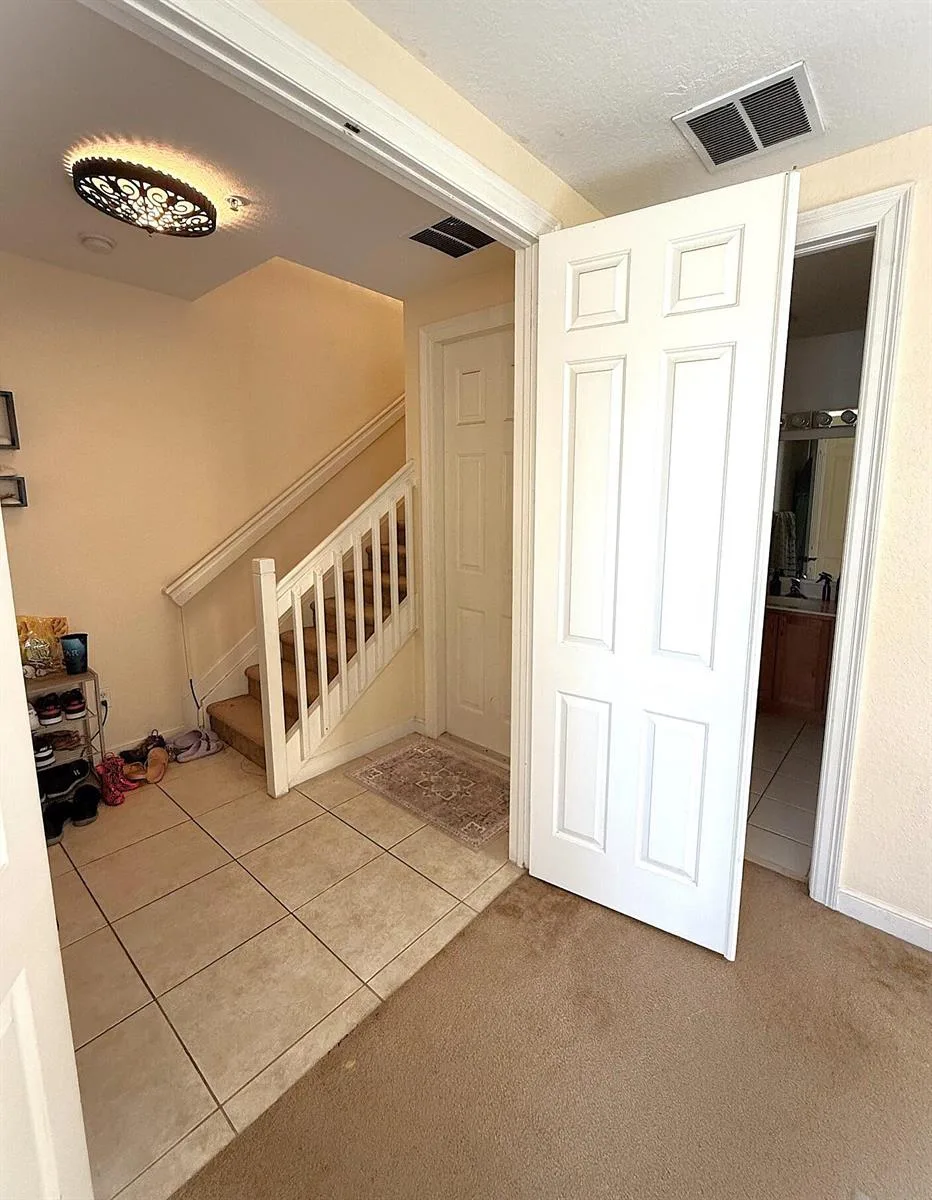 883 MILLBRAE Court # 6, West Palm Beach, FL 33401 photo 10