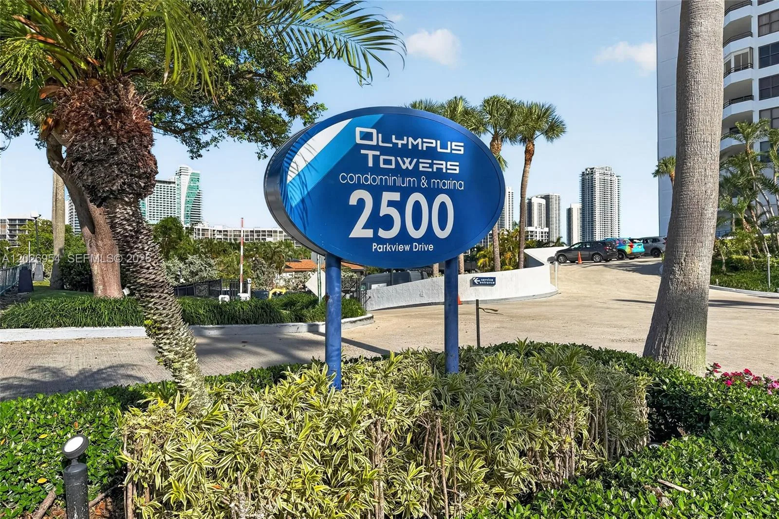 2500 Parkview Dr # 1717, Hallandale Beach, FL 33009