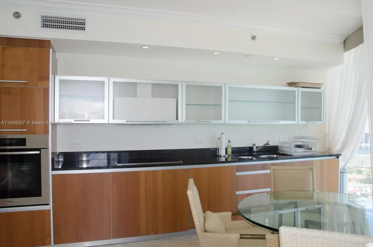 17201 Collins Ave # 3801, Sunny Isles Beach, FL 33160 photo 12