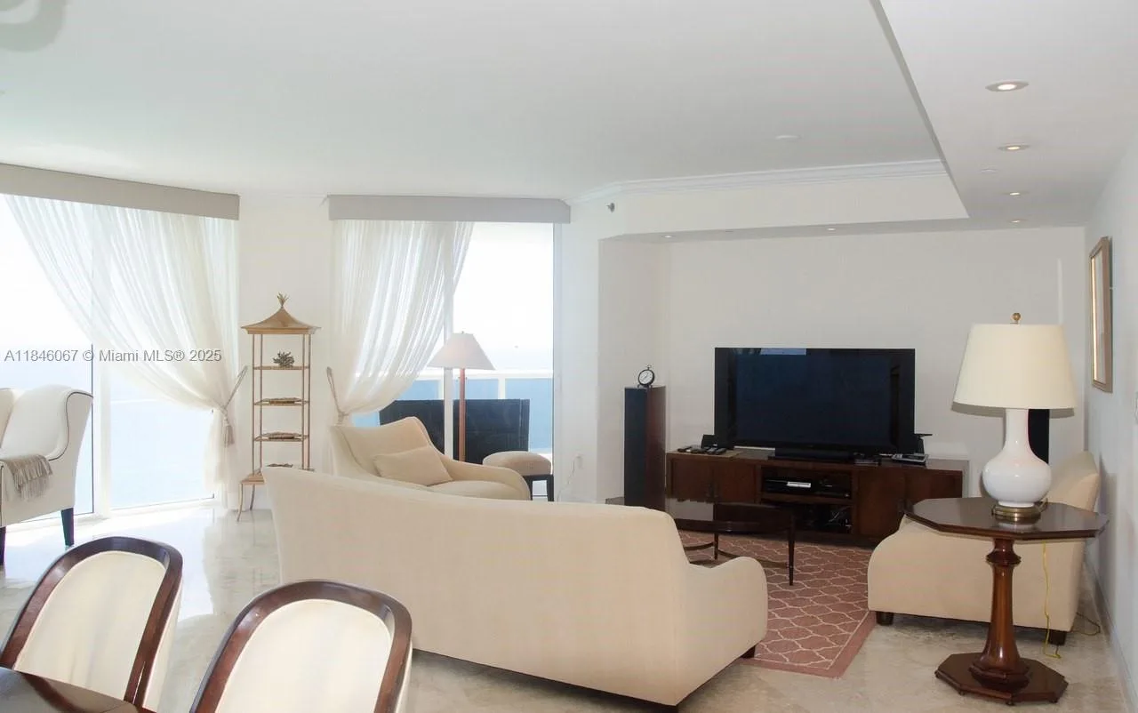 17201 Collins Ave # 3801, Sunny Isles Beach, FL 33160 photo 3