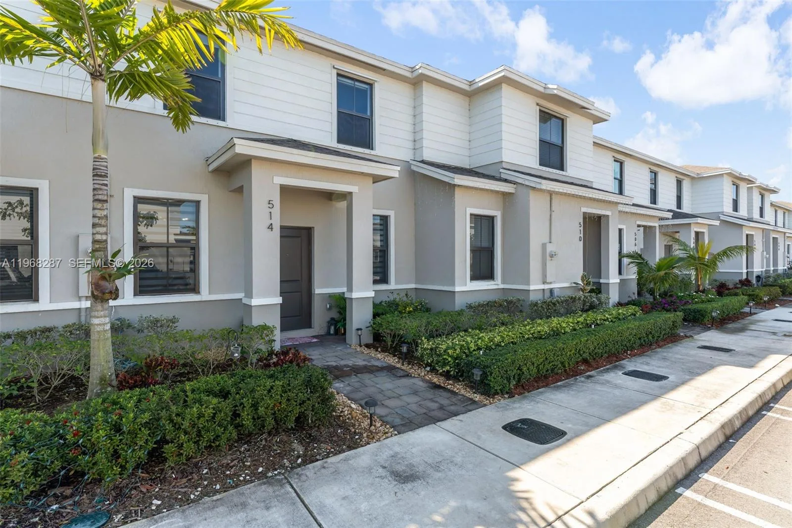 514 NE 12th St, Florida City, FL 33034 photo 3