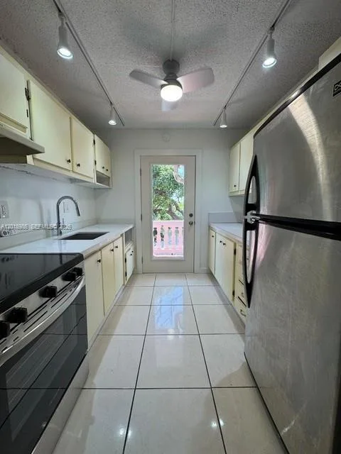 65 NE 202nd Ter # Q33, Miami Gardens, FL 33179 photo 5