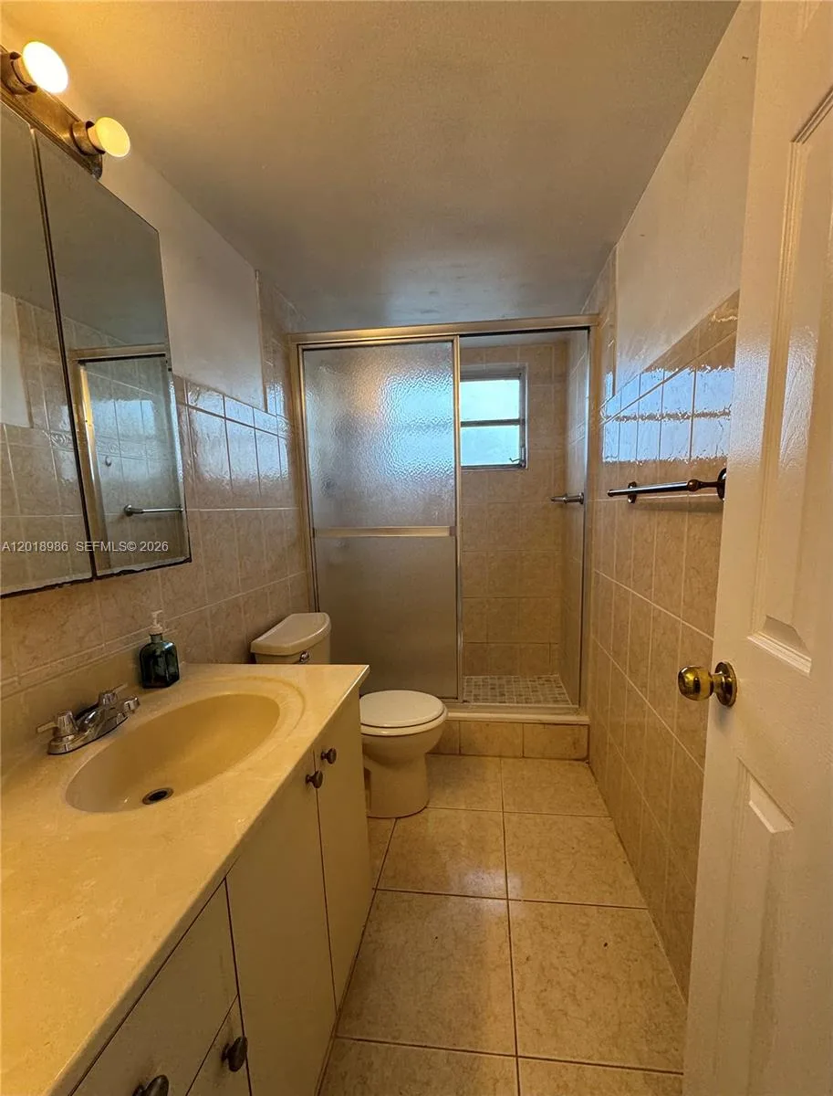 65 NE 202nd Ter # Q33, Miami Gardens, FL 33179 photo 8