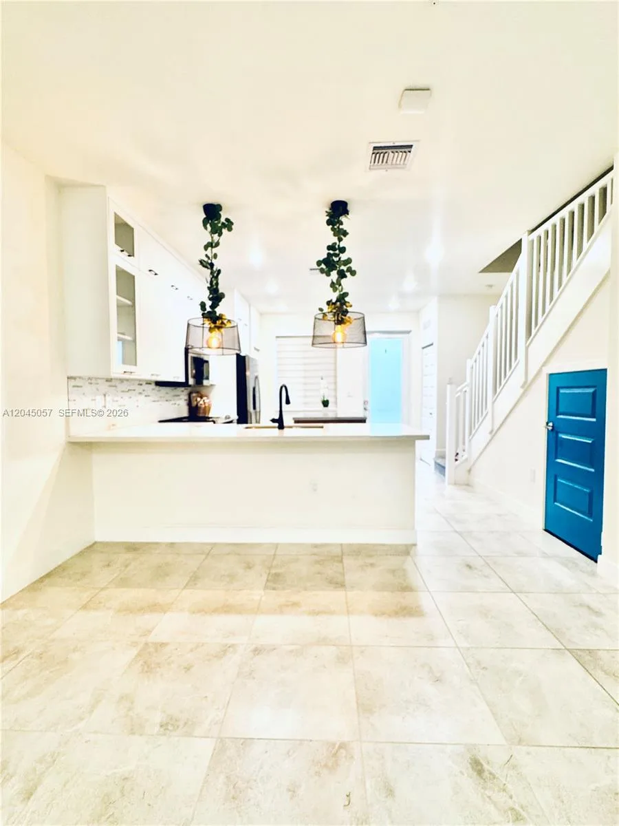 10295 NW 64th Ter # 104, Doral, FL 33178 photo 3