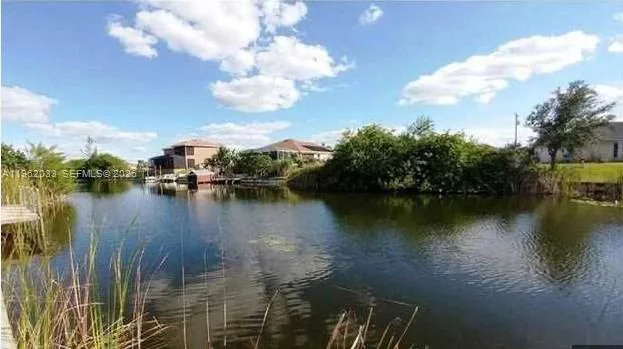 124 NE 18TH ST, Cape Coral, FL 33909