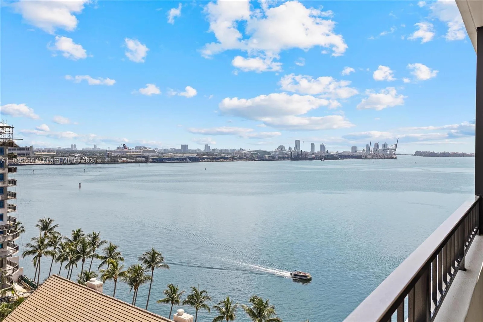 520 Brickell Key Dr # A1404, Miami, FL 33131