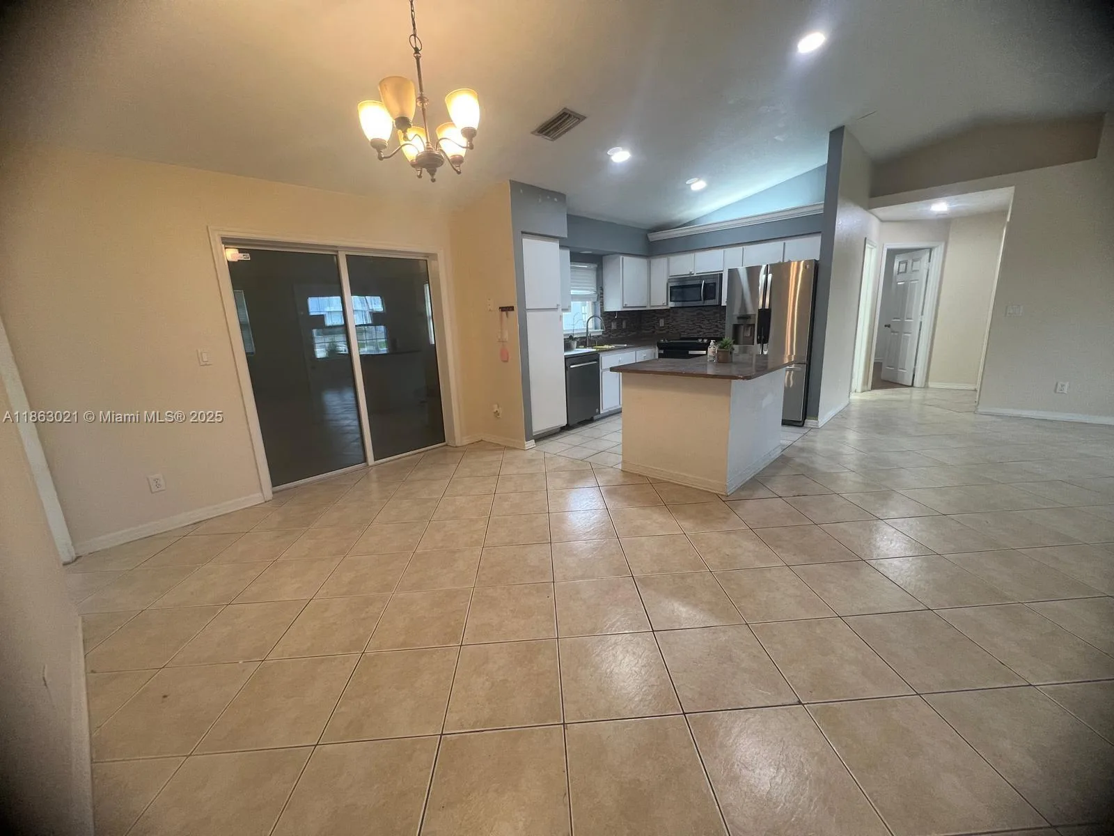 4426 SW Santa Barbara Pl, Cape Coral, FL 33914 photo 5