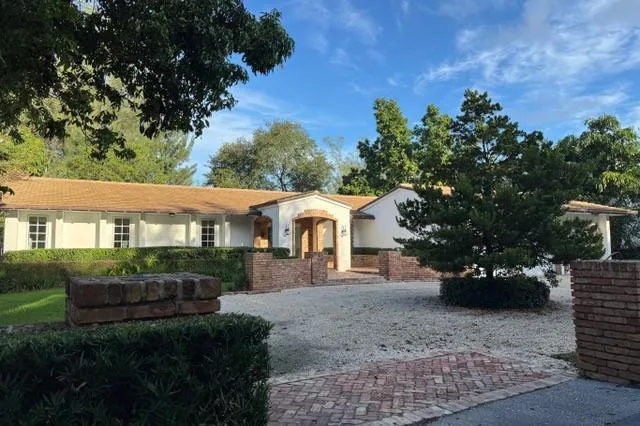 5100 Granada Boulevard, Coral Gables, FL 33146