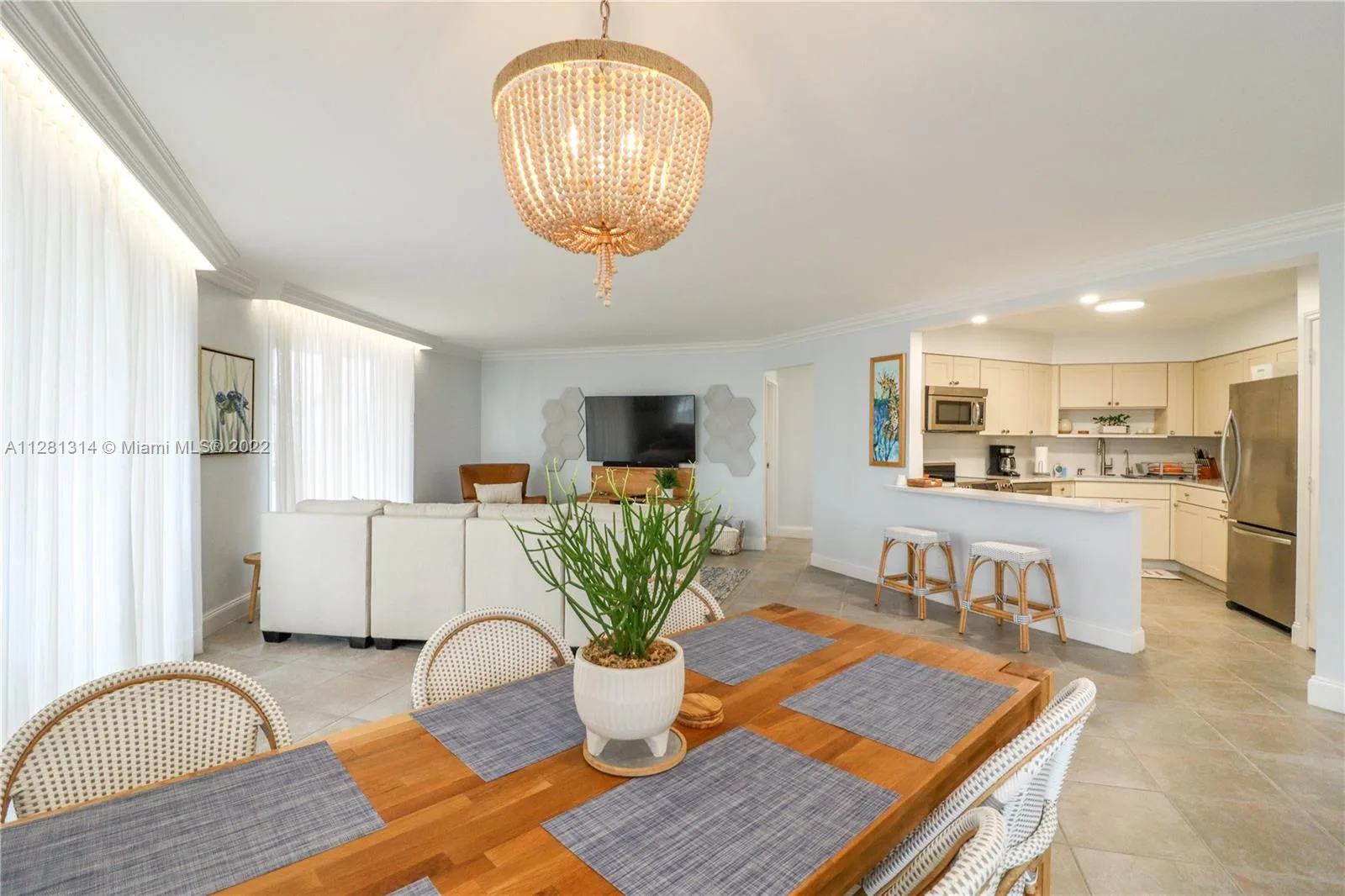 5161 Collins Ave # 404, Miami Beach, FL 33140 photo 5
